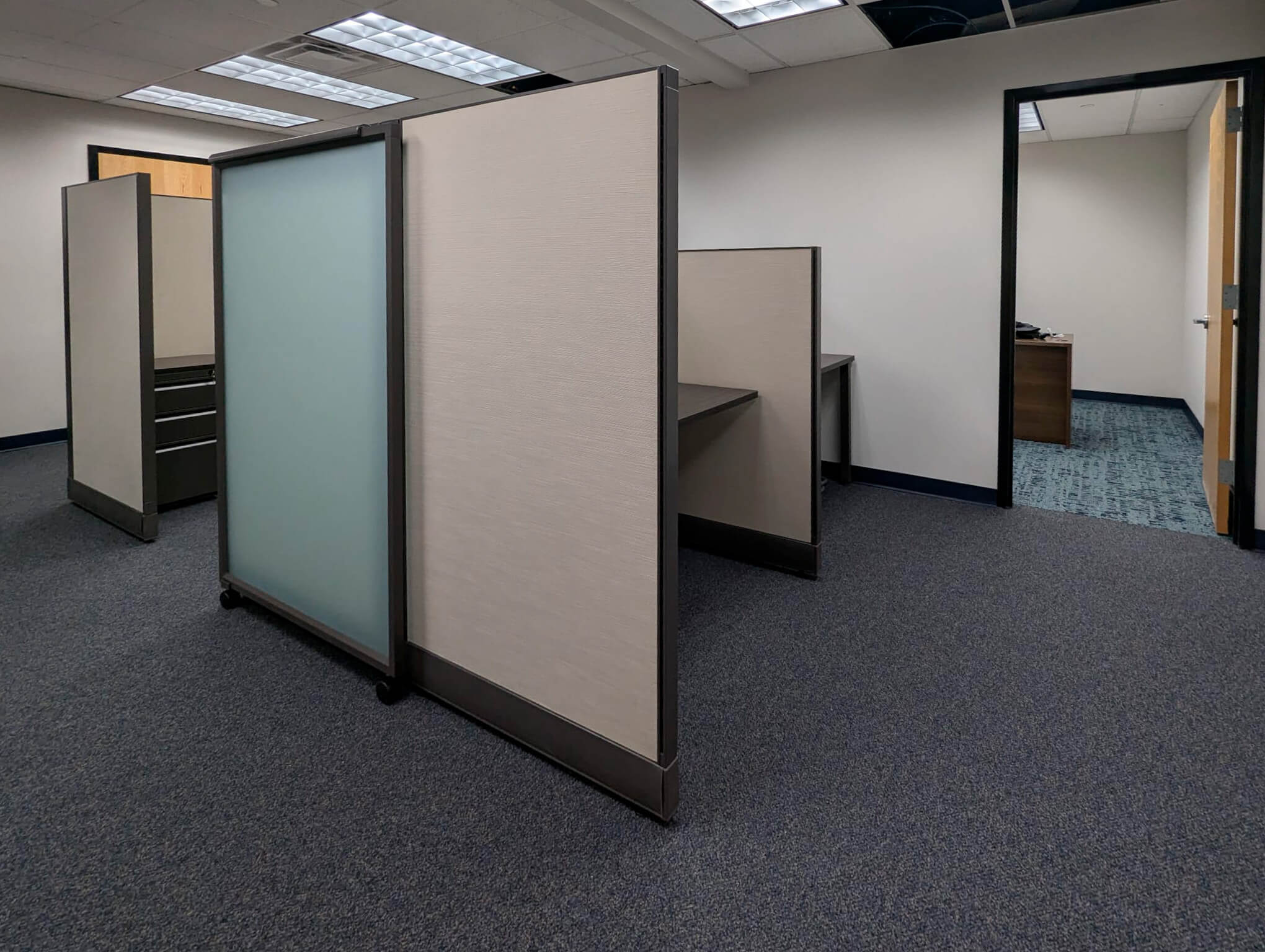 Cubicle sliding doors 490 1